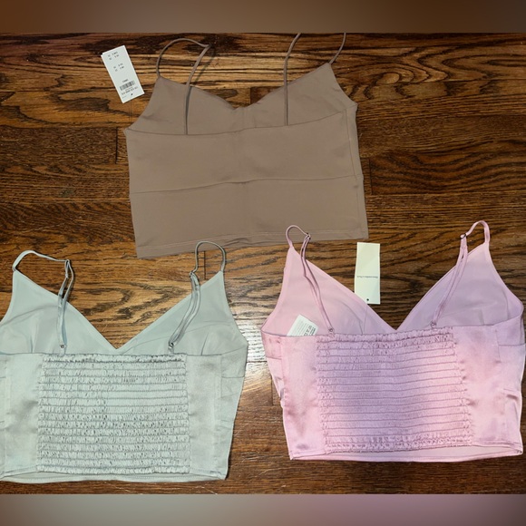 Abercrombie and Fitch cropped tank bundle - Picture 3 of 9